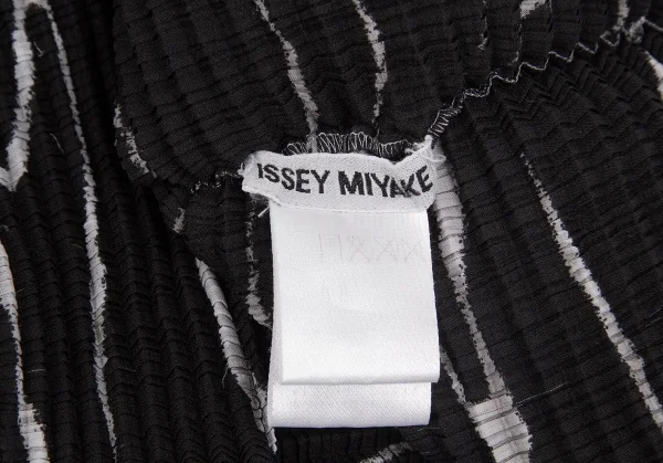 【SALE】イッセイミヤケISSEY MIYAKE モノクロプリントボックスプリーツハイネックTシャツ 黒白L K-65321_016