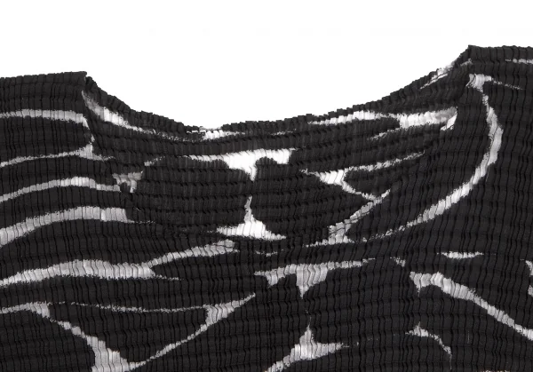 【SALE】イッセイミヤケISSEY MIYAKE モノクロプリントボックスプリーツハイネックTシャツ 黒白L K-65321_003