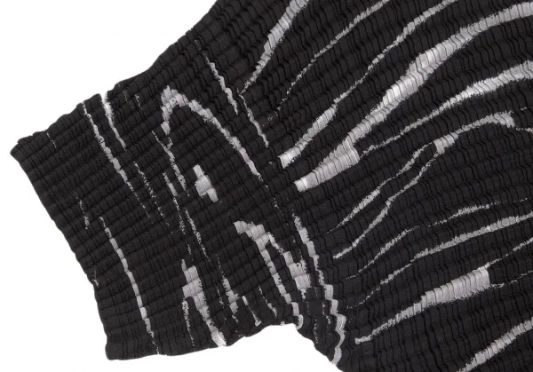 【SALE】イッセイミヤケISSEY MIYAKE モノクロプリントボックスプリーツハイネックTシャツ 黒白L K-65321_004