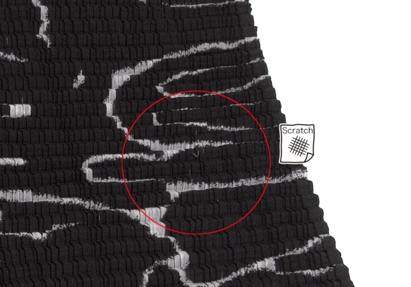 【SALE】イッセイミヤケISSEY MIYAKE モノクロプリントボックスプリーツハイネックTシャツ 黒白L K-65321_007