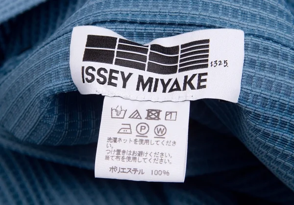 【SALE】イッセイミヤケISSEY MIYAKE 132 5. ワッフルサイドジップボレロ 水色3 K-65814_018