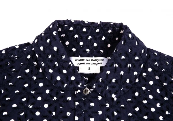 【SALE】コムコム コムデギャルソンCOMME des GARCONS ドットプリントエンブロイダリーレースラウンドカラーシャツ 紺白S K-65852_006