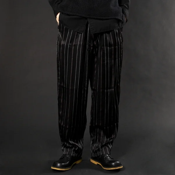 【SALE】ヨウジヤマモト プールオムYohji Yamamoto POUR HOMME レーヨンストライプ光沢パンツ 黒2 K-66914_018