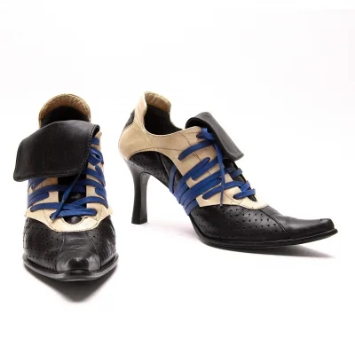 ジャンポールゴルチエJean Paul GAULTIER パンチングレザースパイクデザインパンプス