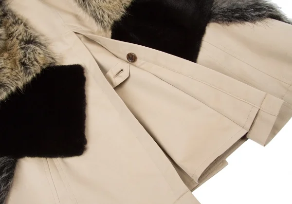 新品!【SALE】ジュンヤワタナベ コムデギャルソンJUNYA WATANABE COMME des GARCONS ファー装飾デザイントレンチポンチョコート ベージュS K-67304_015