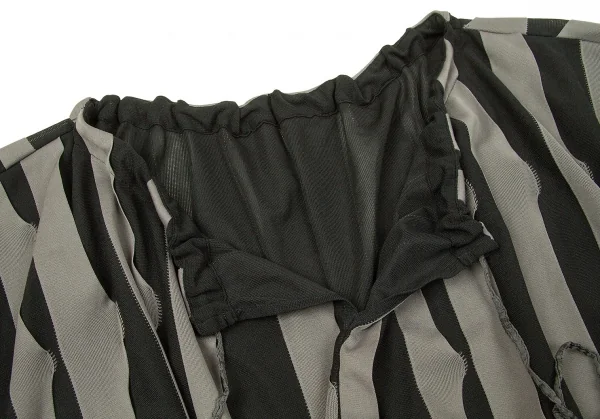 【SALE】イッセイミヤケ ミーISSEY MIYAKE me ストライププリーツチュニックトップス グレー黒M位 K-67414_006
