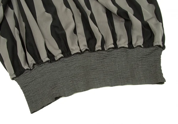 【SALE】イッセイミヤケ ミーISSEY MIYAKE me ストライププリーツチュニックトップス グレー黒M位 K-67414_008