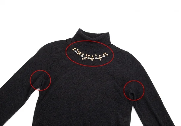 【SALE】コムコム コムデギャルソンCOMME des GARCONS パール装飾ハイネックモヘヤ混セーター 黒S K-69028_003