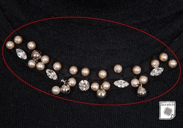 【SALE】コムコム コムデギャルソンCOMME des GARCONS パール装飾ハイネックモヘヤ混セーター 黒S K-69028_004