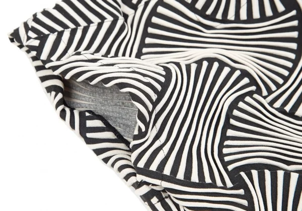 ISSEY MIYAKE Emboss Design Sleeveless Dress K-70073_005