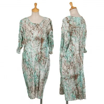 【SALE】イッセイミヤケISSEY MIYAKE シワプリーツペイント５分袖ワンピース 茶青