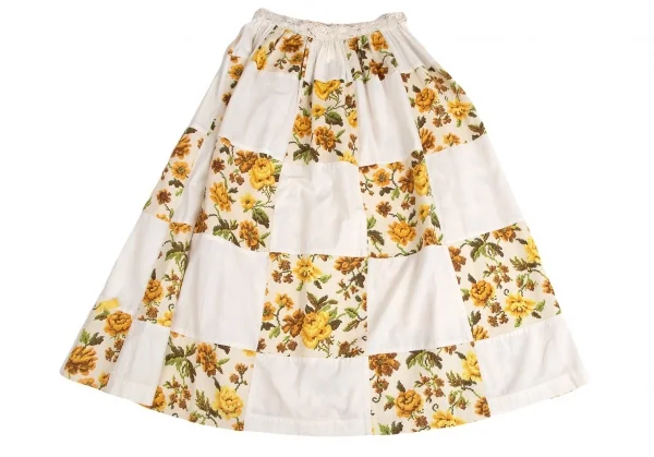トリココムデギャルソンtricot COMME des GARCONS クロスステッチフラワープリントパッチワークスカート 黄生成りS K-70841_002