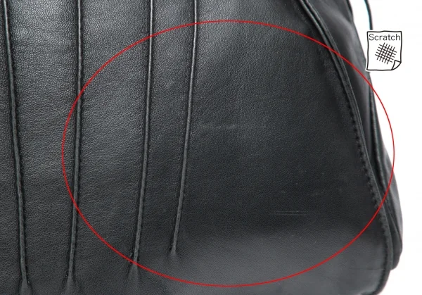 エンポリオアルマーニEMPORIO ARMANI レザーダーツデザインバッグ 黒 K-71273_009
