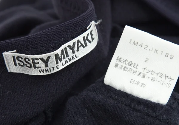 イッセイミヤケ ホワイトレーベルISSEY MIYAKE WHITELABEL サイドギャザーロング丈VネックTシャツ 紺2 K-71897_013