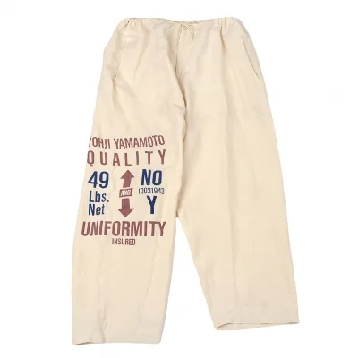 ヨウジヤマモト プールオムYohji Yamamoto POUR HOMMEリネンサインプリント紐ウエストワイドアシンメトリーパンツ 生成り小豆