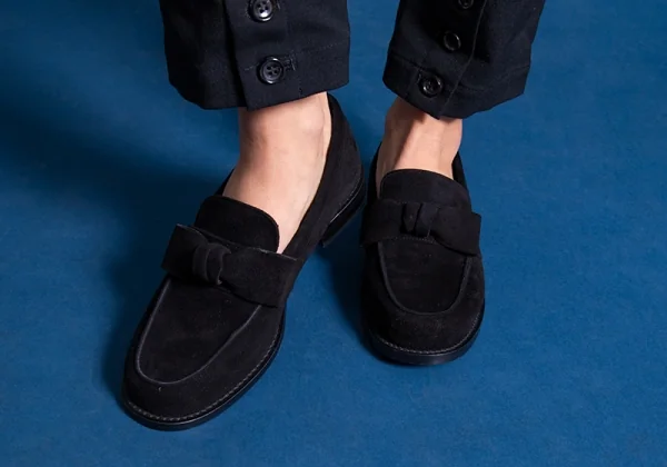 コムコム コムデギャルソンCOMME des GARCONS スウェードリボンローファー 黒23 K-72950_014