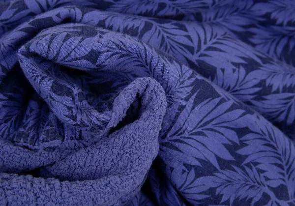 イッセイミヤケ ミーISSEY MIYAKE me カリフラワー切替ボタニカルプリントハーフパンツ 青M位 K-73647_010