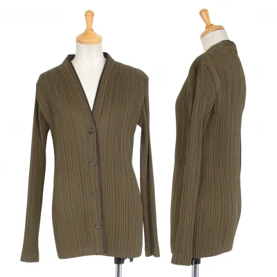 イッセイミヤケ ホワイトレーベルISSEY MIYAKE WHITELABEL プリーツノーカラージャケット カーキ