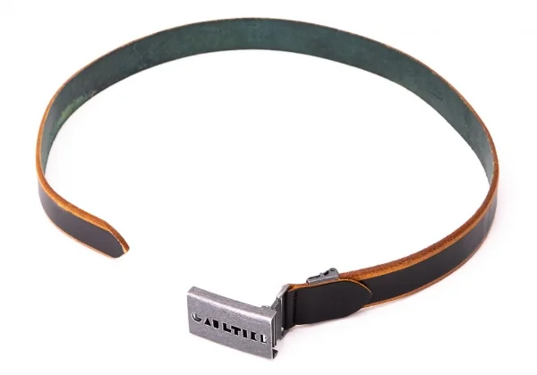 ジャンポールゴルチエJean Paul GAULTIER ロゴくり抜きバックルレザー