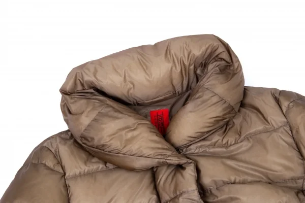 イッセイミヤケ ハートISSEY MIYAKE HaaT ナイロンショールカラーダウンジャケット サンドベージュ4 K-74045_004
