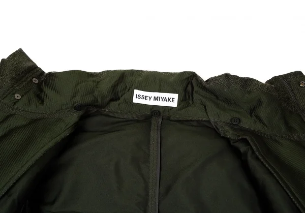 イッセイミヤケISSEY MIYAKE 織り替えデザインダウンコート モス 