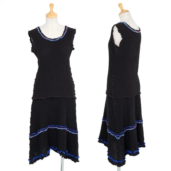 イッセイミヤケ ミーISSEY MIYAKE me カリフラワーチロリアンテープタンクトップ 黒赤青M位 K-74259_012