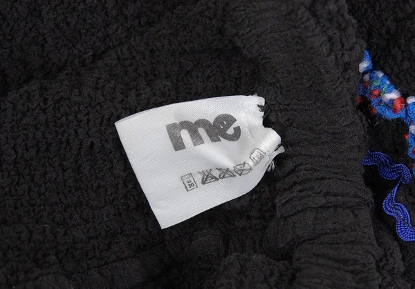 イッセイミヤケ ミーISSEY MIYAKE me カリフラワーテープスカート 黒赤青M位 K-74260_013
