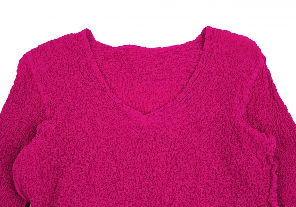 イッセイミヤケ ミーISSEY MIYAKE me カリフラワーVネックカットソー ショッキングピンクM位 K-74271_003