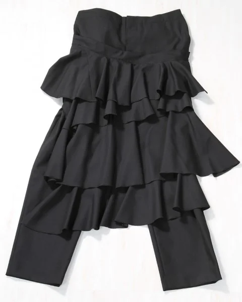 コムデギャルソン ブラックCOMME des GARCONS BLACK 3段巻きスカート