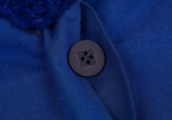 132 5. イッセイミヤケ 132 5. ISSEY MIYAKE ボア装飾ドルマンスリーブデザインジャケット 青3 K-75756_006