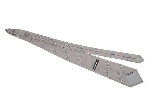 イッセイミヤケ メンISSEY MIYAKE MEN 斜めストライプネクタイ 濃淡グレー K-76343_005