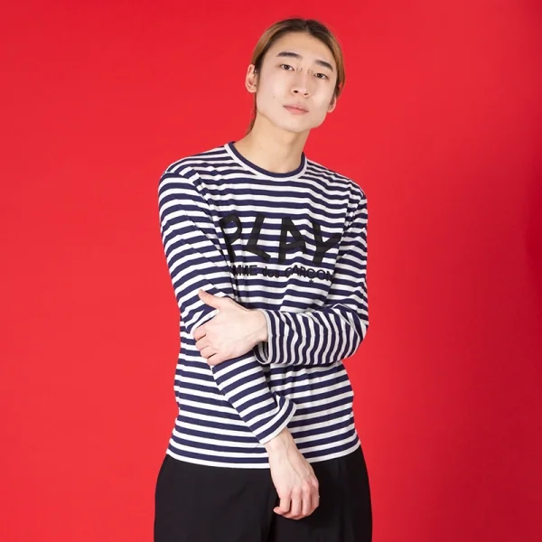プレイ コムデギャルソンPAY COMME des GARCONS ロゴプリントボーダーTシャツ 白紺L K-80259_013