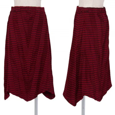 イッセイミヤケISSEY MIYAKE ボーダーバイアスプリーツスカート 赤黒
