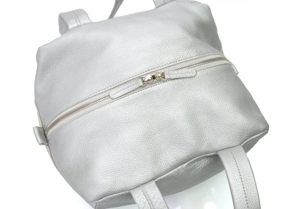 ズッカzucca フォイルシュリンクレザーハンドバッグ シルバー K-80611_008