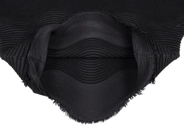 イッセイミヤケISSEY MIYAKE 波プリーツフリンジレイヤードハイネックニット 黒2 K-80784_009