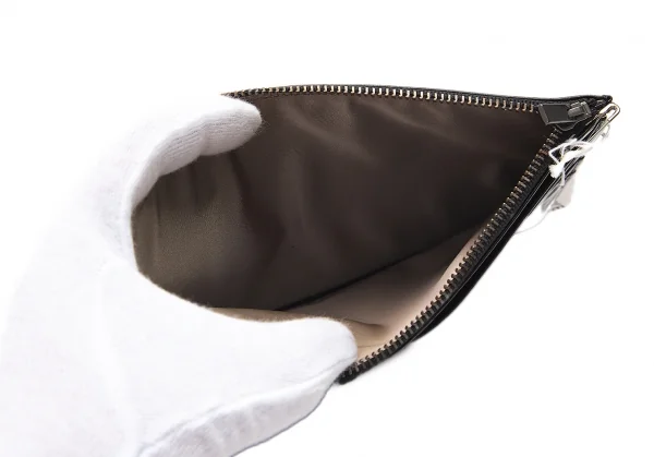 イッセイミヤケISSEY MIYAKE GUSTON ガストン ジオメトリックラインプリントレザーポーチ 黒ライトブルー他 K-80801_013