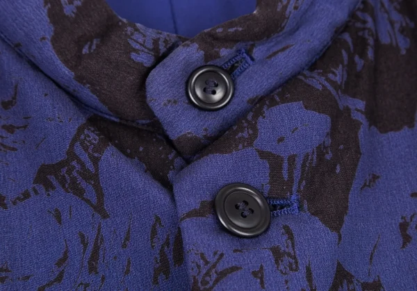 イッセイミヤケ メンISSEY MIYAKE MEN ローズプリントスタンドカラー中綿ベスト 紫黒XL K-81380_004