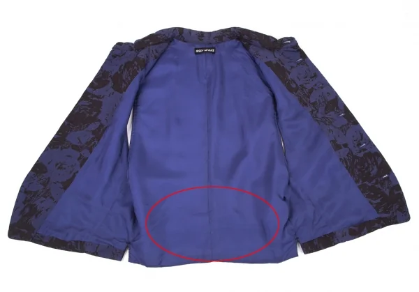 イッセイミヤケ メンISSEY MIYAKE MEN ローズプリントスタンドカラー中綿ベスト 紫黒XL K-81380_008