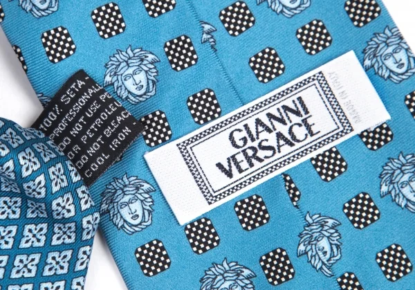 ジャンニヴェルサーチGIANNI VERSACE シルクメデューサプリントネクタイ 水色 K-82180_008