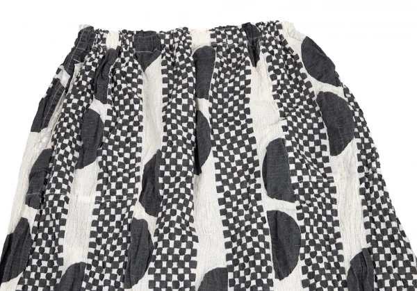 イッセイミヤケ ミーISSEY MIYAKE me チェックストライプAラインスカート オフ黒F K-82271_003