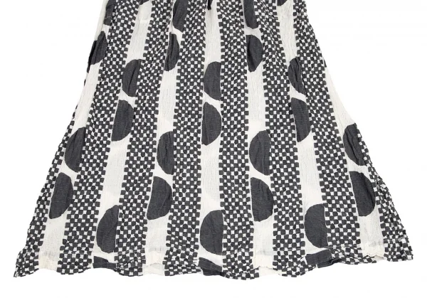 イッセイミヤケ ミーISSEY MIYAKE me チェックストライプAラインスカート オフ黒F K-82271_006