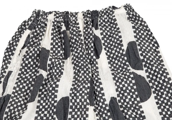 イッセイミヤケ ミーISSEY MIYAKE me チェックストライプAラインスカート オフ黒F K-82271_009