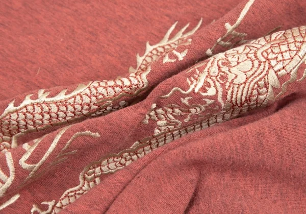 ヴィヴィアンタムVIVIENNETAM ドラゴン刺繍七分袖ストレッチスウェット 赤0 K-82346_019