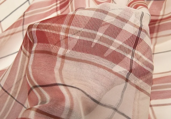 イッセイミヤケISSEY MIYAKE チェックストール ベージュ赤 K-82355_008