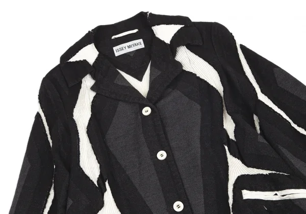 イッセイミヤケISSEY MIYAKE プリーツ織り変え幾何学ジャガードジャケット 黒グレー白2 K-82440_003