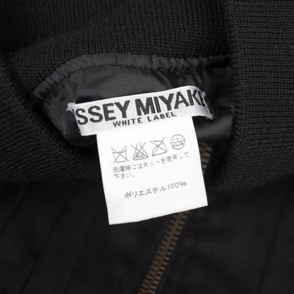 イッセイミヤケ ホワイトレーベルISSEY MIYAKE WHITELABEL フェイクスウェードジップシワプリーツブルゾン 黒3 K-82447_013