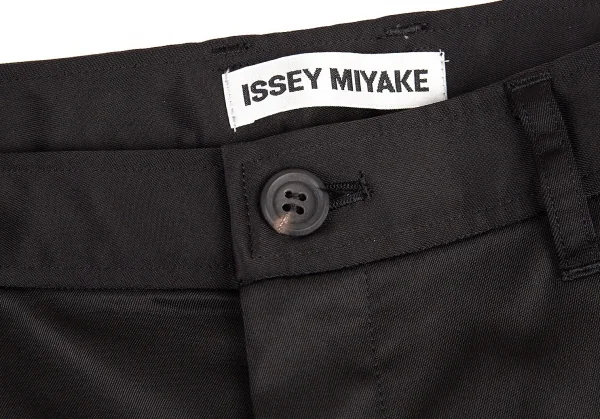 イッセイミヤケ  テーパードパンツ 3 ISSEY MIYAKE イッセイミヤケISSEY MIYAKE ナイロンストレッチ裾ジップ