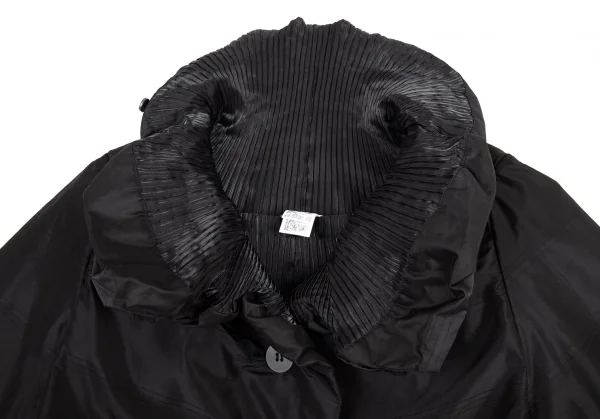 ISSEY MIYAKE　FETE プリーツボリュームジャケット　ブラック イッセイミヤケ フェットISSEY MIYAKE FETE シルクポリ裏プリーツ