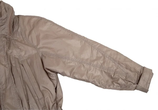 イッセイミヤケ フェットISSEY MIYAKE FETE ジップアップ中綿ウインドブレーカーコート ピンクモカ2 K-82543_004