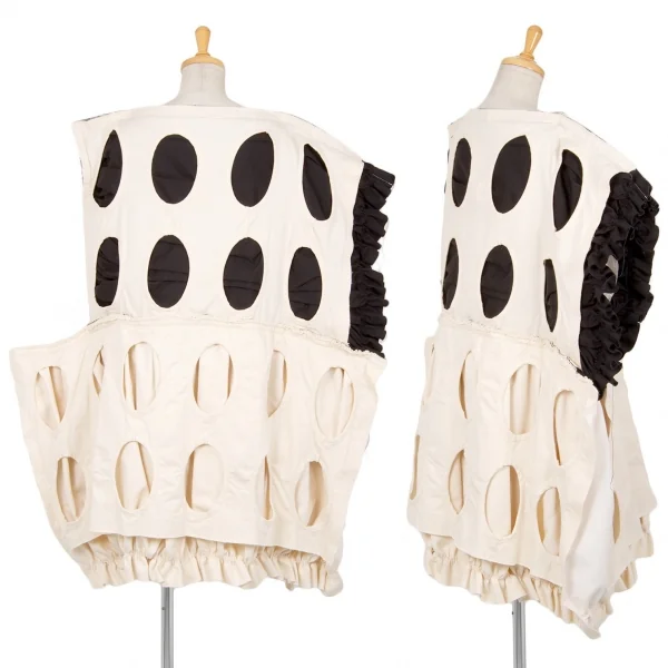 コムデギャルソンCOMME des GARCONS ホールレイヤードボックスシルエットワンピース 生成り黒フリー K-82808_002